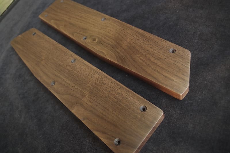 Crumar Bit One Walnut Side Panels Wooden Ends