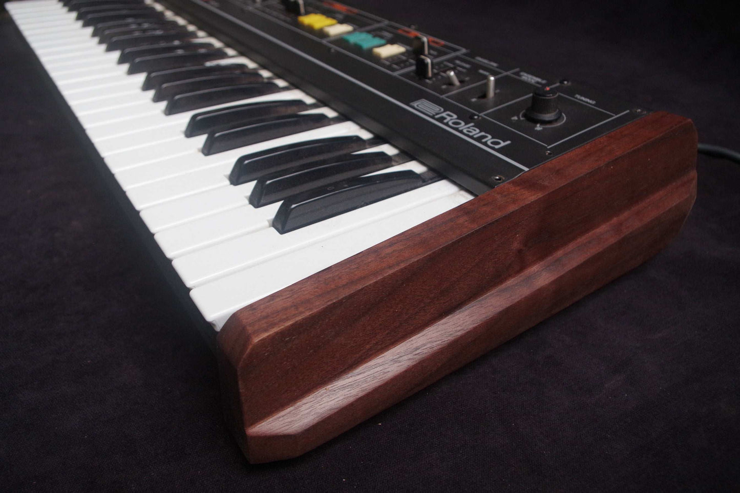 Roland TR 808, SH 02, SH 09 walnut wooden ends