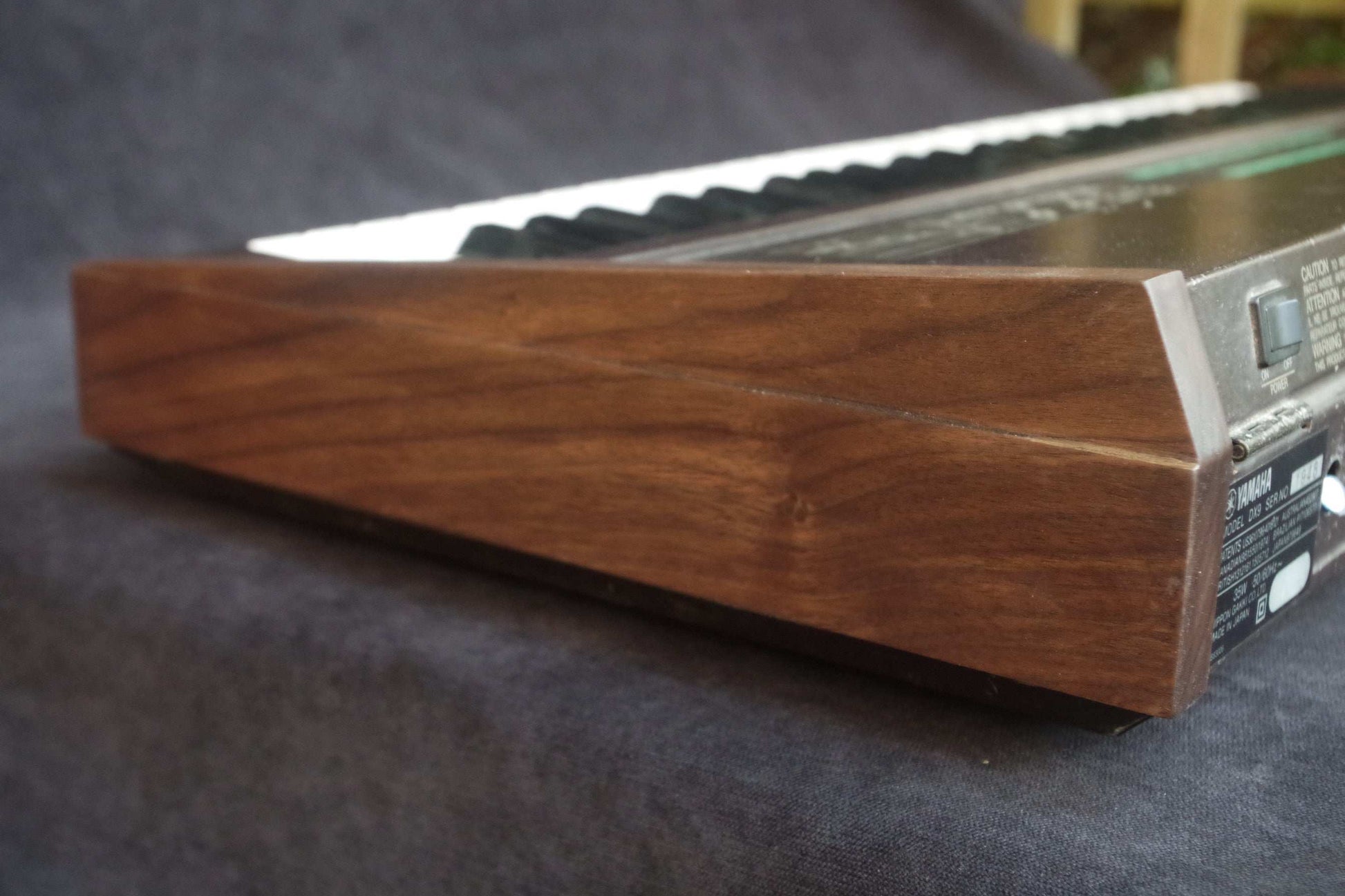 Wood ends for Yamaha DX7 DX9 synthesizer Side panels End caps