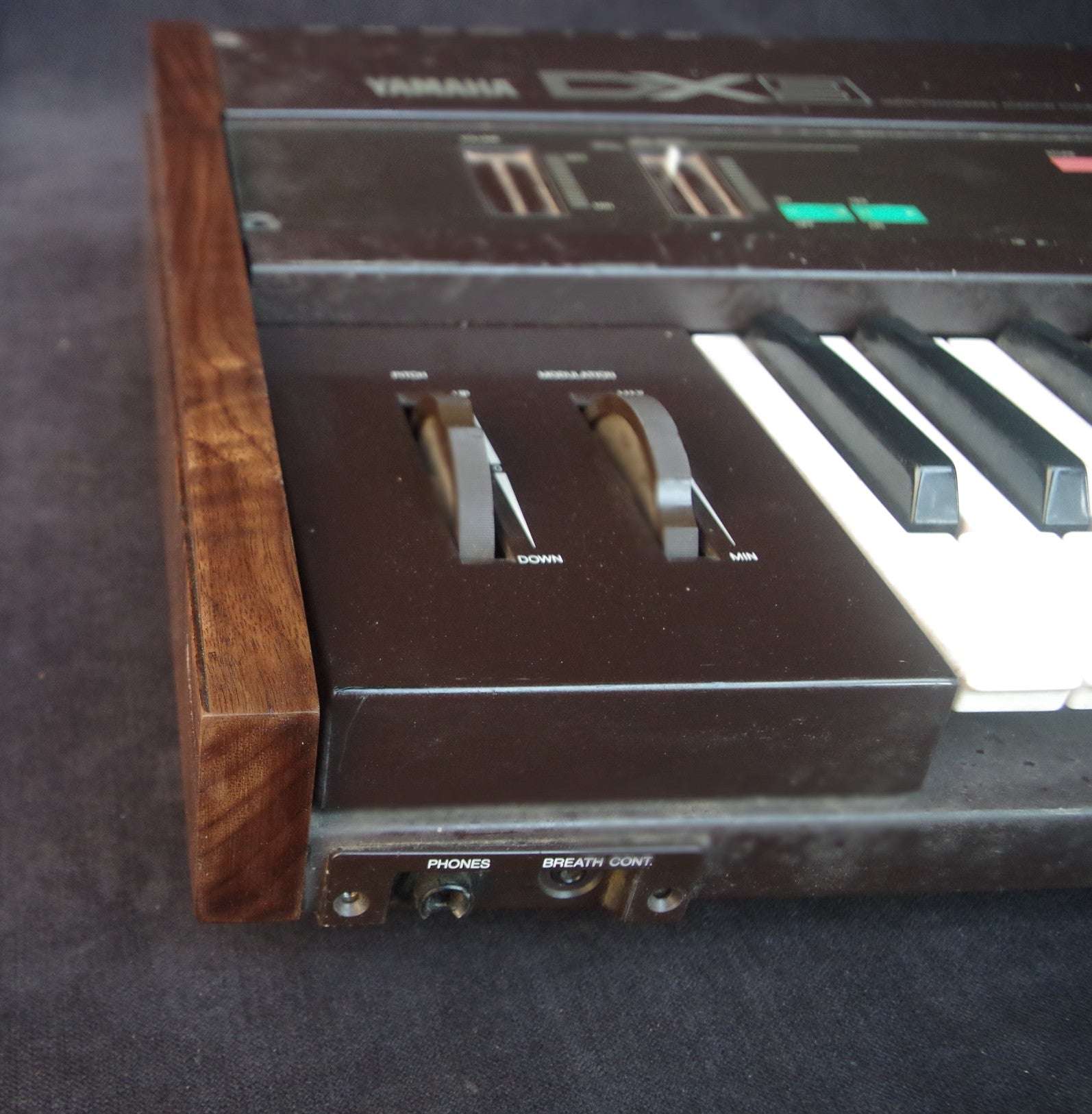 Wood ends for Yamaha DX7 DX9 synthesizer Side panels End caps